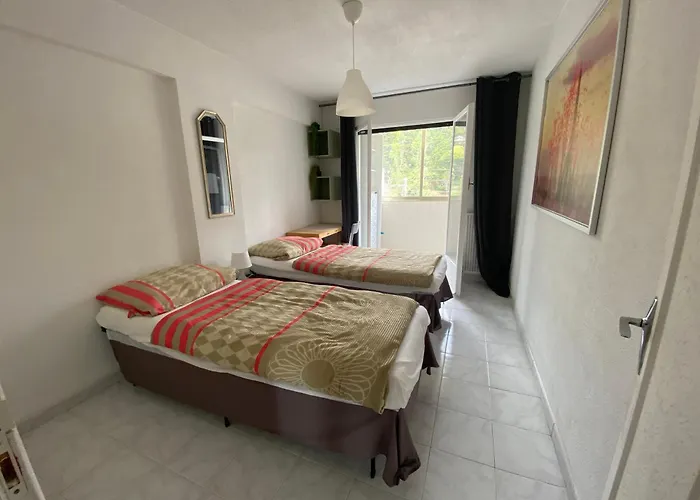 - Paradis Azur Nizza